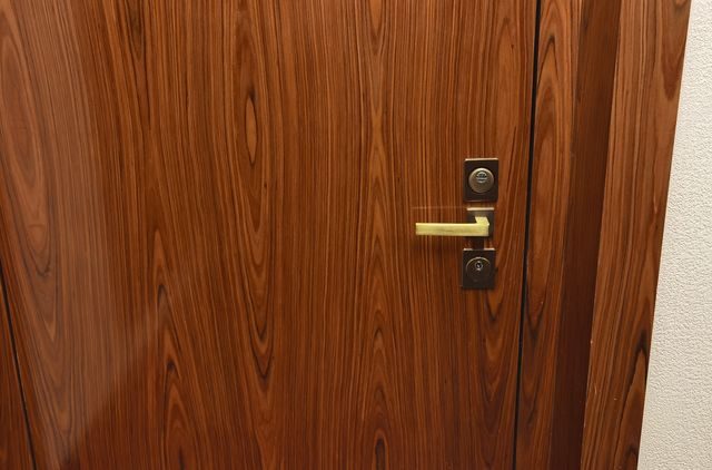 Замена замка с длинным ключом на цилиндры Mottura с короткими ключами Замена замка с длинным ключом на цилиндры Mottura с короткими ключами